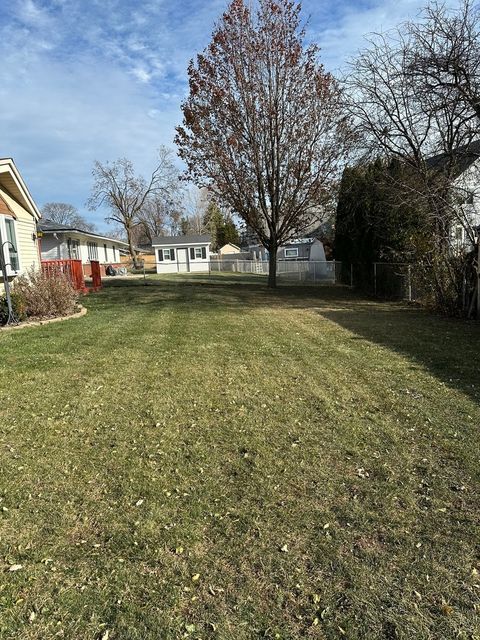 A home in Elk Grove Village