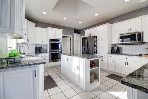 Tiny photo for 1117 Melody Hills Drive, Fulton, IL 61252 (MLS # 12573656)