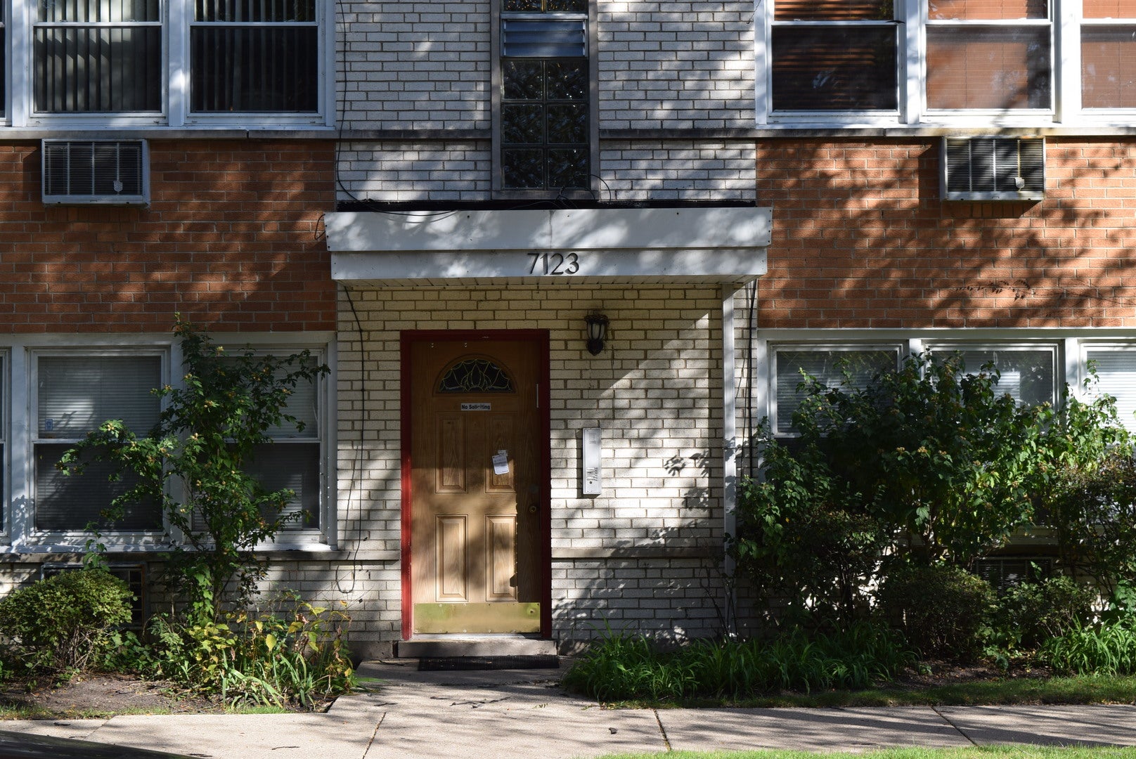 7123 N Damen Avenue 5E