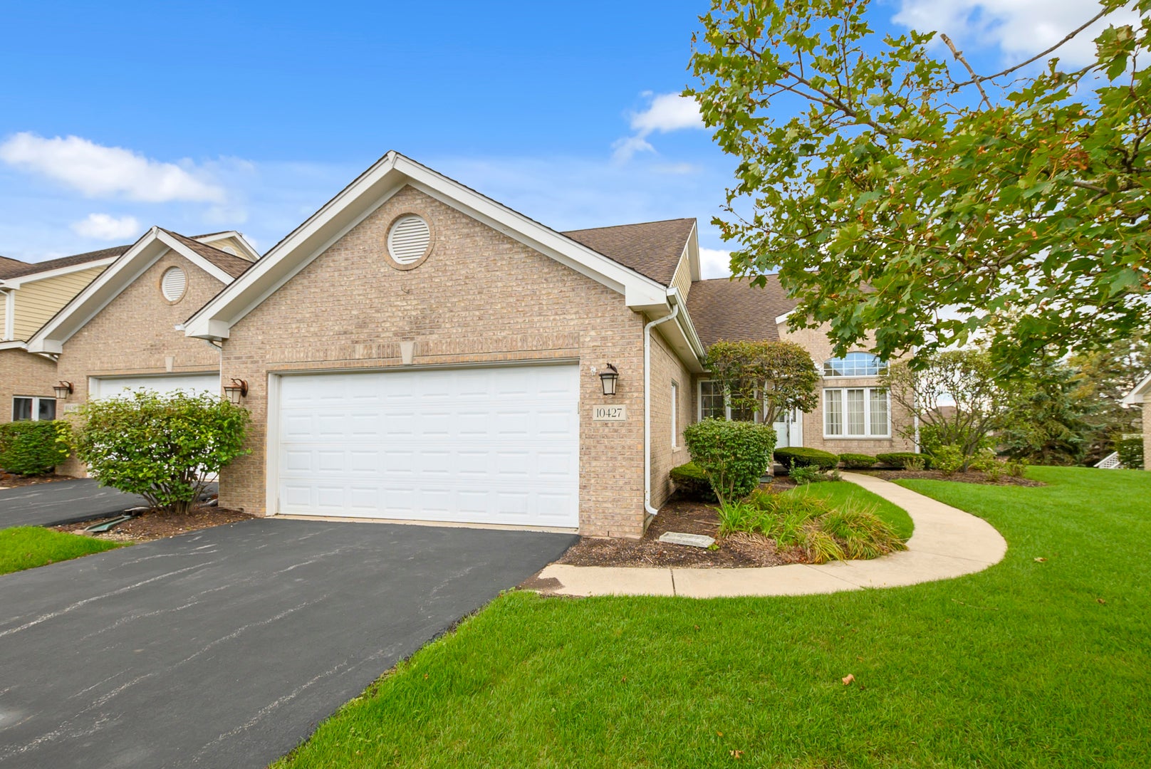 10427 Songbird Circle