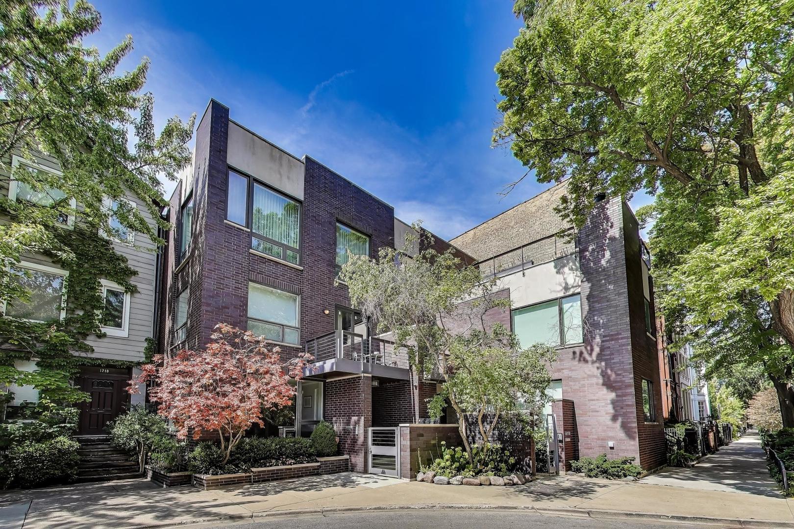 1720 N CLEVELAND Avenue