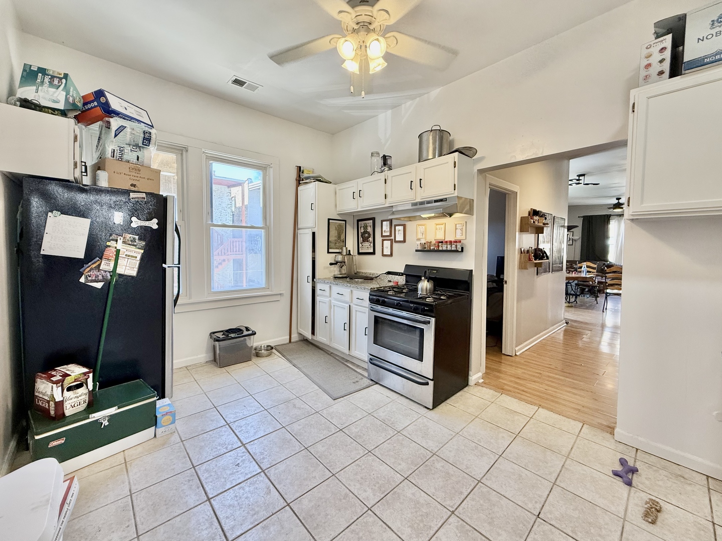 2947 W Cortland Street