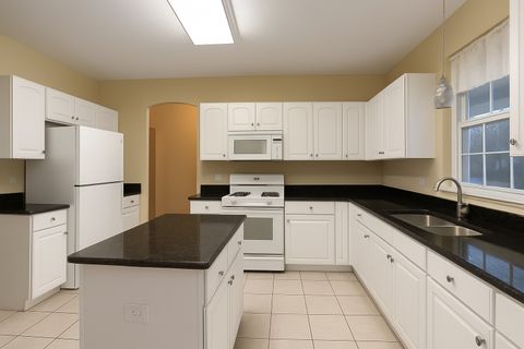 Tiny photo for 21546 Victory Lake Way, Crest Hill, IL 60403 (MLS # 12537314)