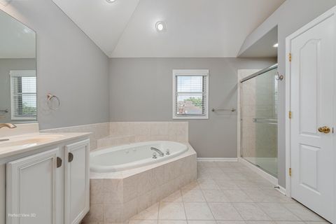 Tiny photo for 573 W Babcock Avenue, Elmhurst, IL 60126 (MLS # 12463985)