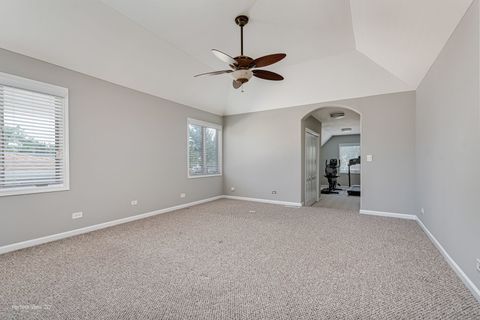 Tiny photo for 573 W Babcock Avenue, Elmhurst, IL 60126 (MLS # 12463985)