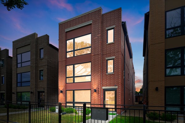 4607 S SAINT LAWRENCE AVE # 301, CHICAGO, IL 60653 - Image d8e7ac21b3d702be3b2f9ecfbf0fe98b/4232229528
