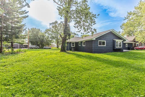 Tiny photo for 16037 Evans Avenue, South Holland, IL 60473 (MLS # 12740440)