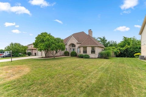 Photo of 5441 Christopher Drive, Oak Forest, IL 60452 (MLS # 12706160)