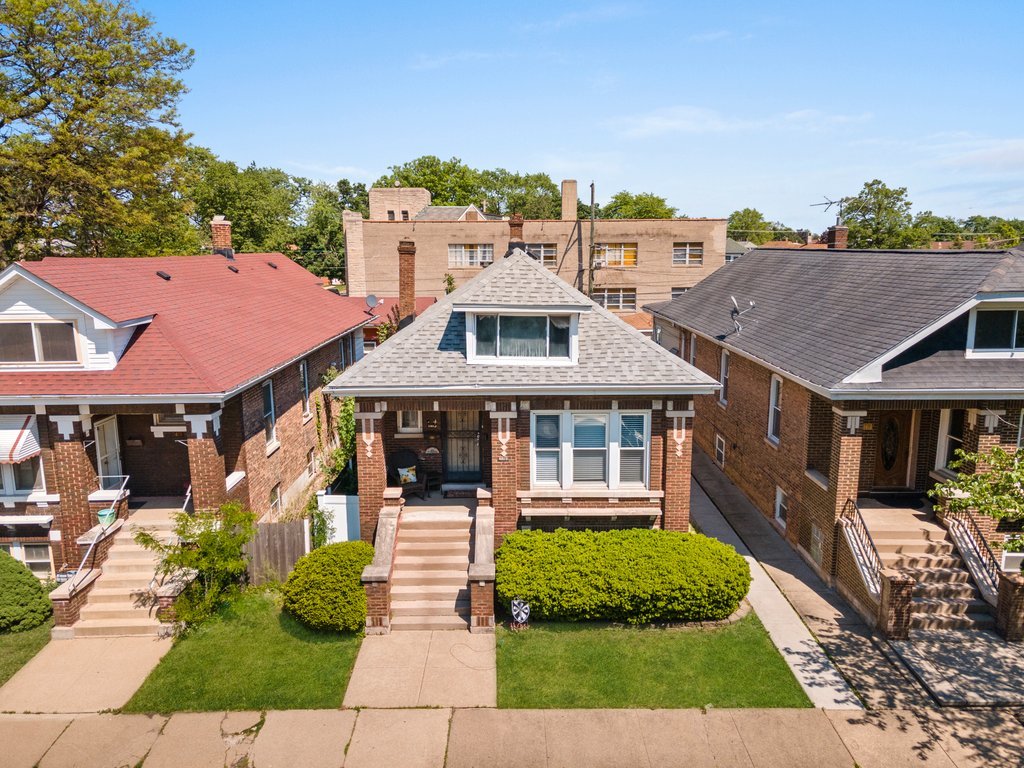 2403 Highland Avenue