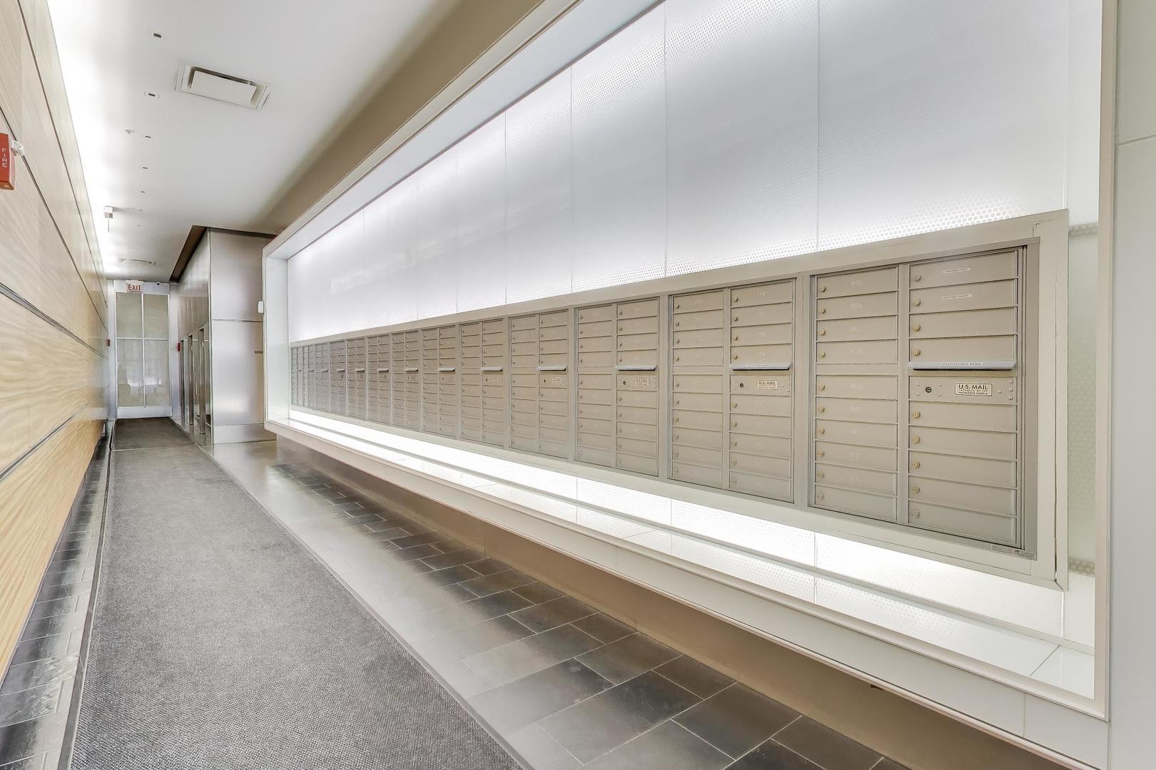 659 W Randolph Street 1711