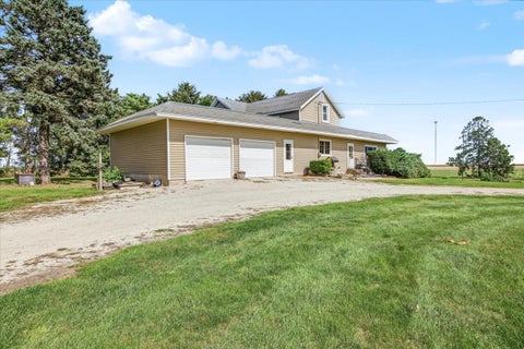 Tiny photo for 27256 N 2850 East Road, Chenoa, IL 61726 (MLS # 12765024)