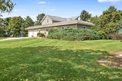 Tiny photo for 27256 N 2850 East Road, Chenoa, IL 61726 (MLS # 12765024)