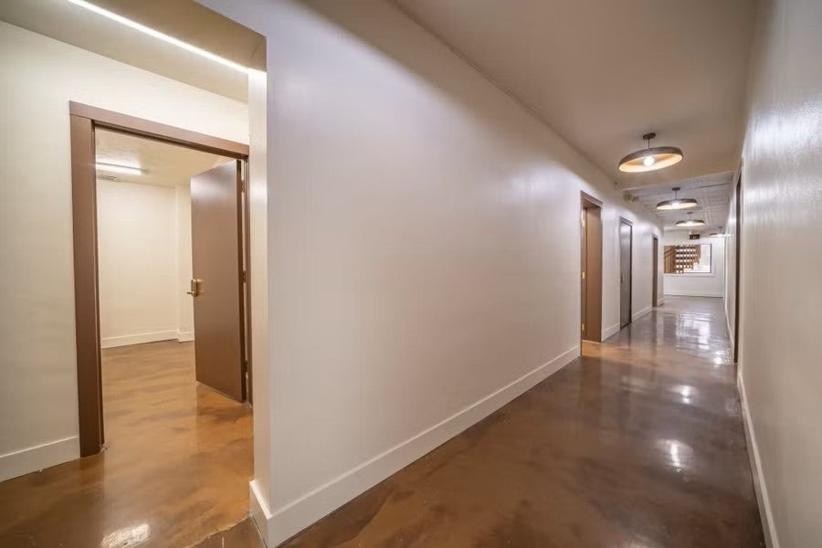 77 S Riverside Drive
