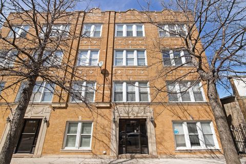 Photo of 4006 W Nelson Street #6B, Chicago, IL 60641 (MLS # 12607132)
