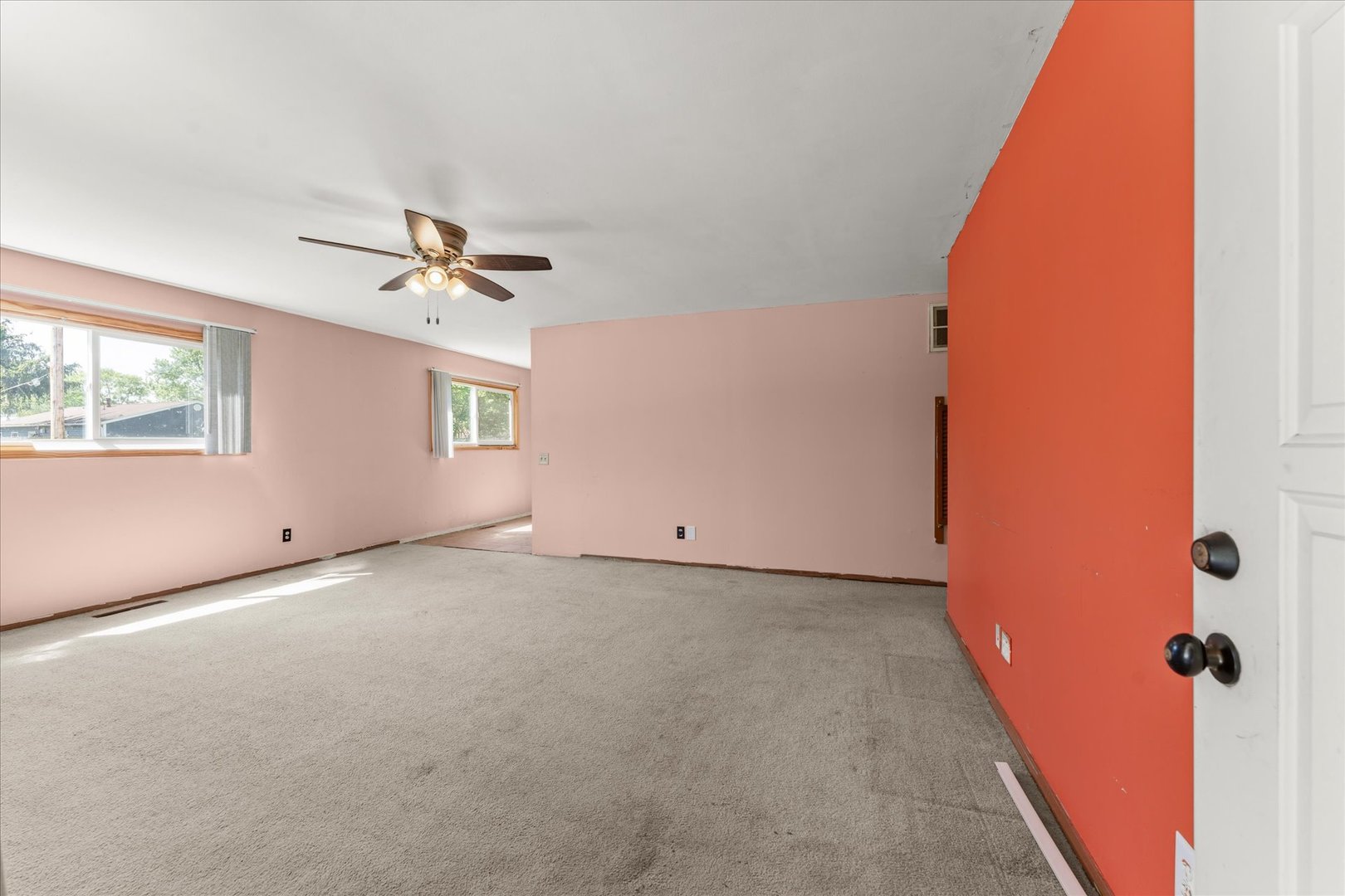 2412 Lawndale Drive