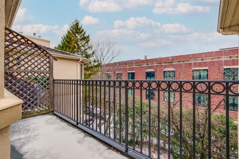 Tiny photo for 333 E Westminster Road #3C, Lake Forest, IL 60045 (MLS # 12564406)