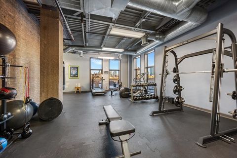 Tiny photo for 2545 S DEARBORN Street #509, Chicago, IL 60616 (MLS # 12516634)