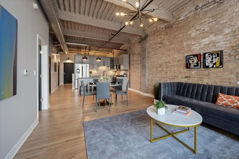 Tiny photo for 2545 S DEARBORN Street #509, Chicago, IL 60616 (MLS # 12516634)