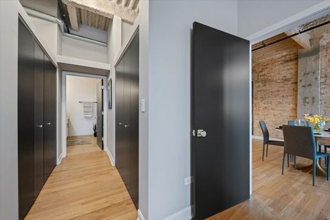 Tiny photo for 2545 S DEARBORN Street #509, Chicago, IL 60616 (MLS # 12516634)