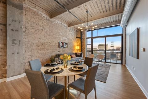 Tiny photo for 2545 S DEARBORN Street #509, Chicago, IL 60616 (MLS # 12516634)