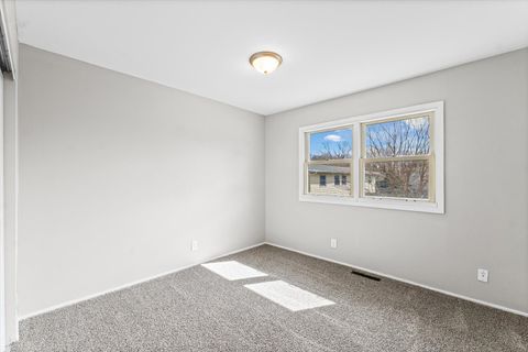 Tiny photo for 1612 Golfview Road, Rantoul, IL 61866 (MLS # 12546710)