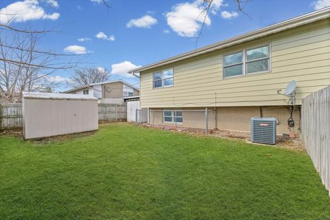 Tiny photo for 1612 Golfview Road, Rantoul, IL 61866 (MLS # 12546710)