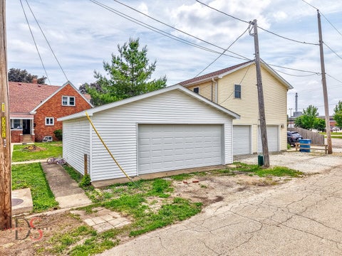 Tiny photo for 217 20th Avenue, Ottawa, IL 61350 (MLS # 12693961)
