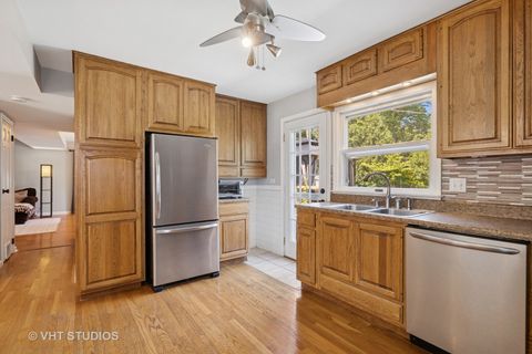 Tiny photo for 362 Oxford Lane, Lakewood, IL 60014 (MLS # 12446305)