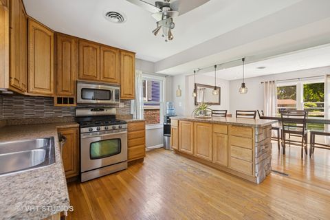 Tiny photo for 362 Oxford Lane, Lakewood, IL 60014 (MLS # 12446305)