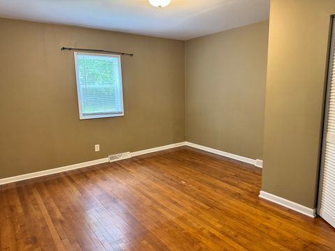 Tiny photo for 16 S Clifton Avenue, Elgin, IL 60123 (MLS # 12484551)