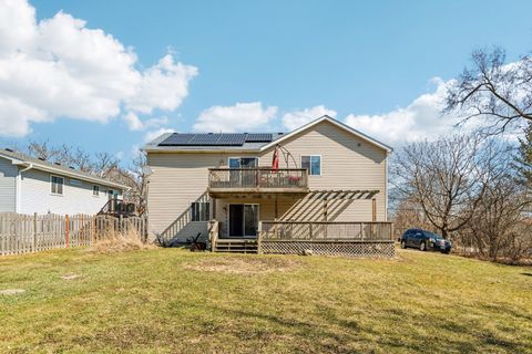 Tiny photo for 43144 N Lake Avenue, Antioch, IL 60002 (MLS # 12551906)