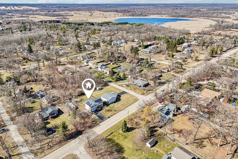 Tiny photo for 43144 N Lake Avenue, Antioch, IL 60002 (MLS # 12551906)