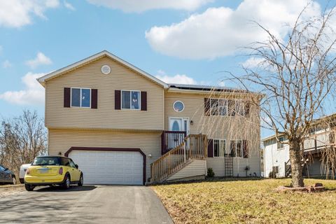 Photo of 43144 N Lake Avenue, Antioch, IL 60002 (MLS # 12551906)