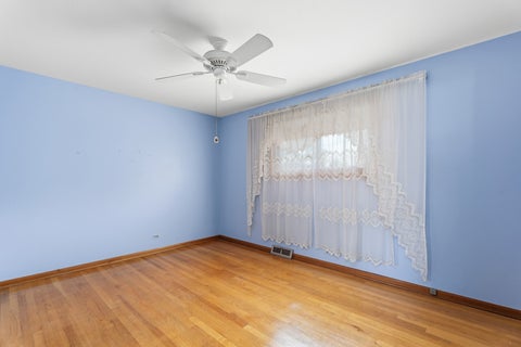 Tiny photo for 78 S Clarendon Avenue, Addison, IL 60101 (MLS # 12739643)