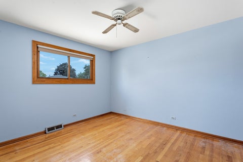 Tiny photo for 78 S Clarendon Avenue, Addison, IL 60101 (MLS # 12739643)