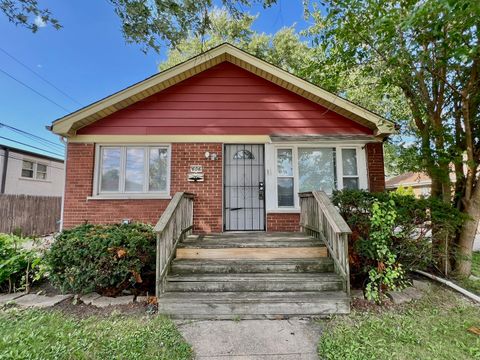 Photo of 606 E 164th Place, South Holland, IL 60473 (MLS # 12677417)