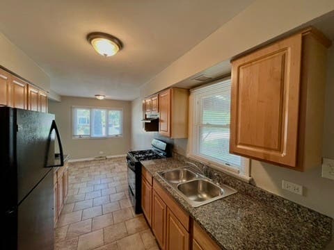 Tiny photo for 606 E 164th Place, South Holland, IL 60473 (MLS # 12677417)
