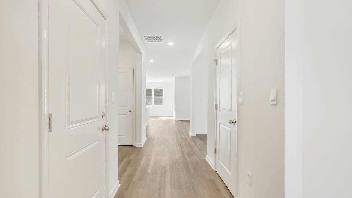 6286 Redwood Trail