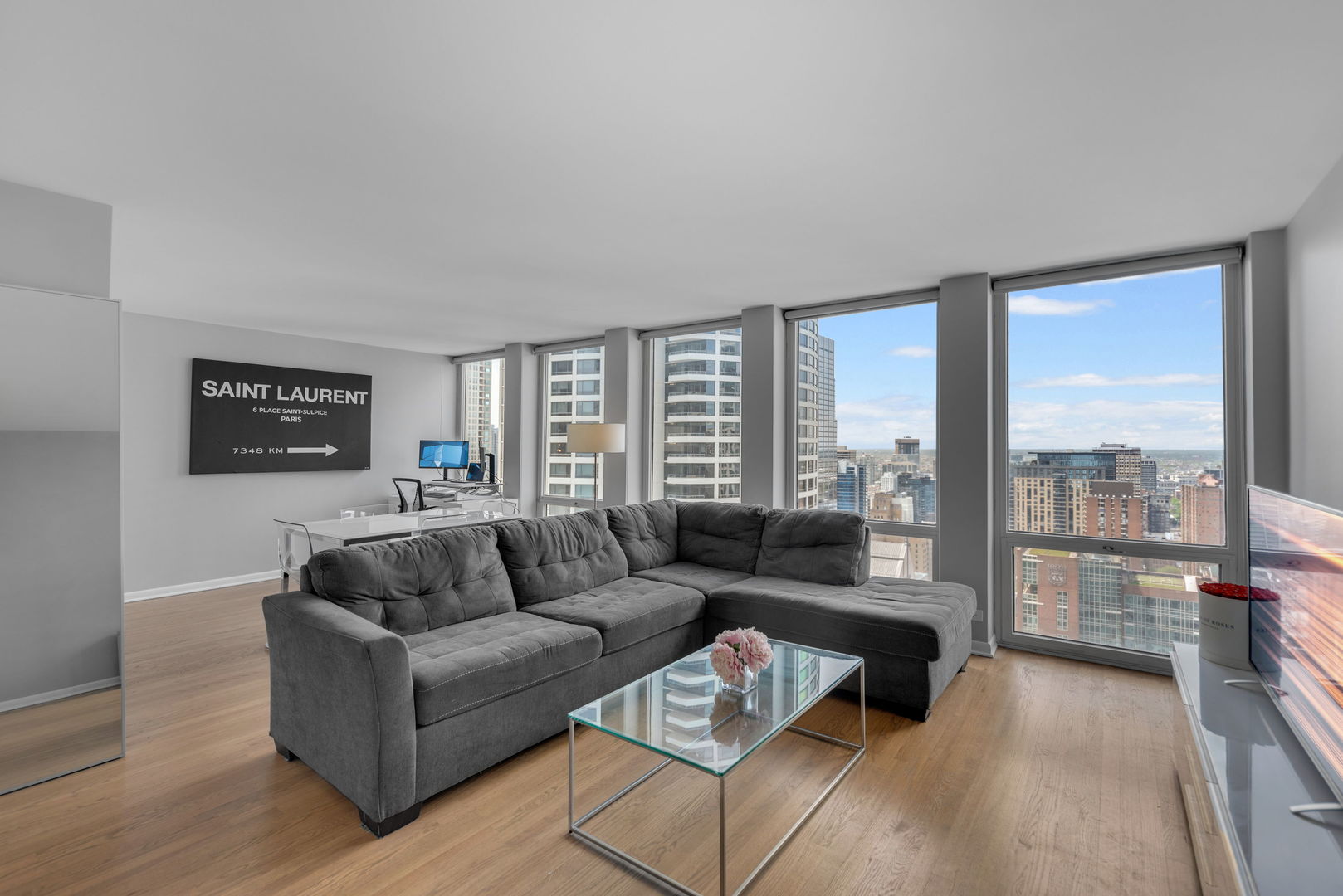 111 E Chestnut Street 40J