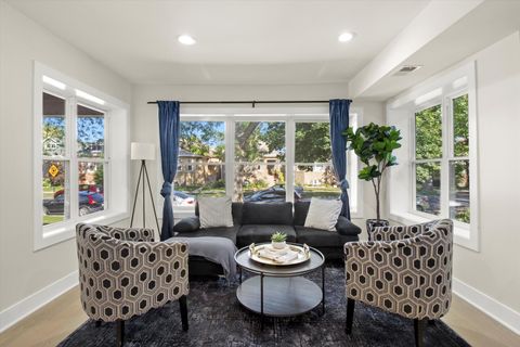 Tiny photo for 6144 N Maplewood Avenue, Chicago, IL 60659 (MLS # 12505445)