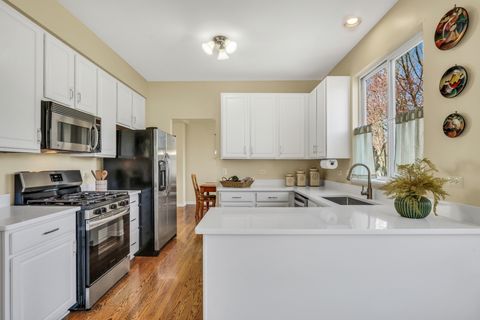 Tiny photo for 460 Arlington Lane, Grayslake, IL 60030 (MLS # 12595619)