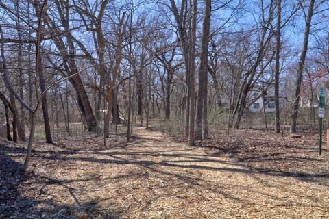 Tiny photo for 460 Arlington Lane, Grayslake, IL 60030 (MLS # 12595619)