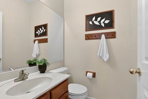 Tiny photo for 460 Arlington Lane, Grayslake, IL 60030 (MLS # 12595619)