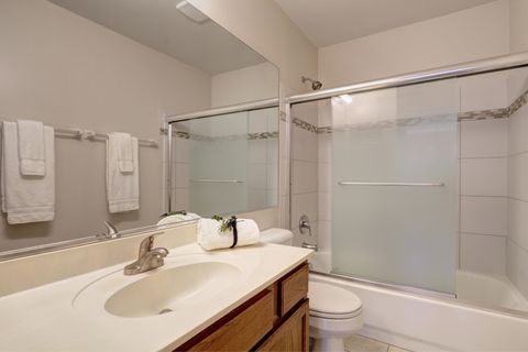 Tiny photo for 460 Arlington Lane, Grayslake, IL 60030 (MLS # 12595619)