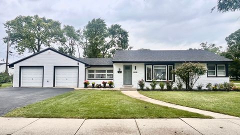 Photo of 1394 Carol Lane, Des Plaines, IL 60018 (MLS # 12423041)