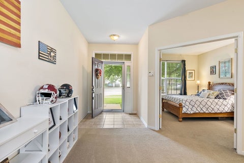Tiny photo for 1527 Waterside Drive #1527, DeKalb, IL 60115 (MLS # 12674026)