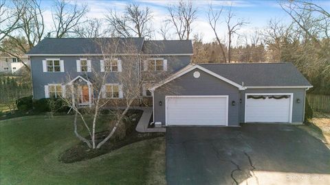 Tiny photo for 6N530 Crestwood Drive, St. Charles, IL 60175 (MLS # 12575864)