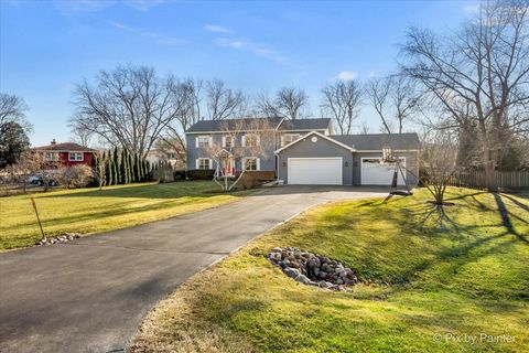 Tiny photo for 6N530 Crestwood Drive, St. Charles, IL 60175 (MLS # 12575864)