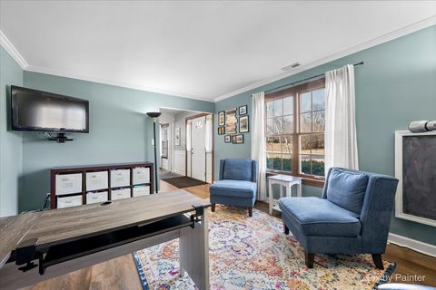 Tiny photo for 6N530 Crestwood Drive, St. Charles, IL 60175 (MLS # 12575864)