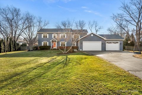 Tiny photo for 6N530 Crestwood Drive, St. Charles, IL 60175 (MLS # 12575864)